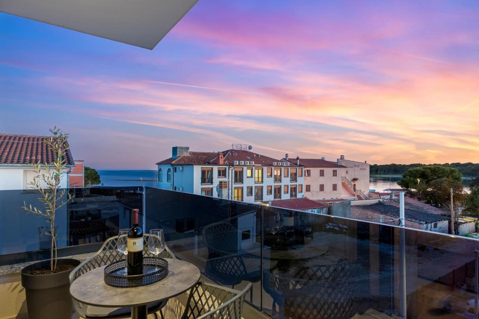 Fly Rooms Medulin - 50M From The Beach - New 2024 Exterior foto